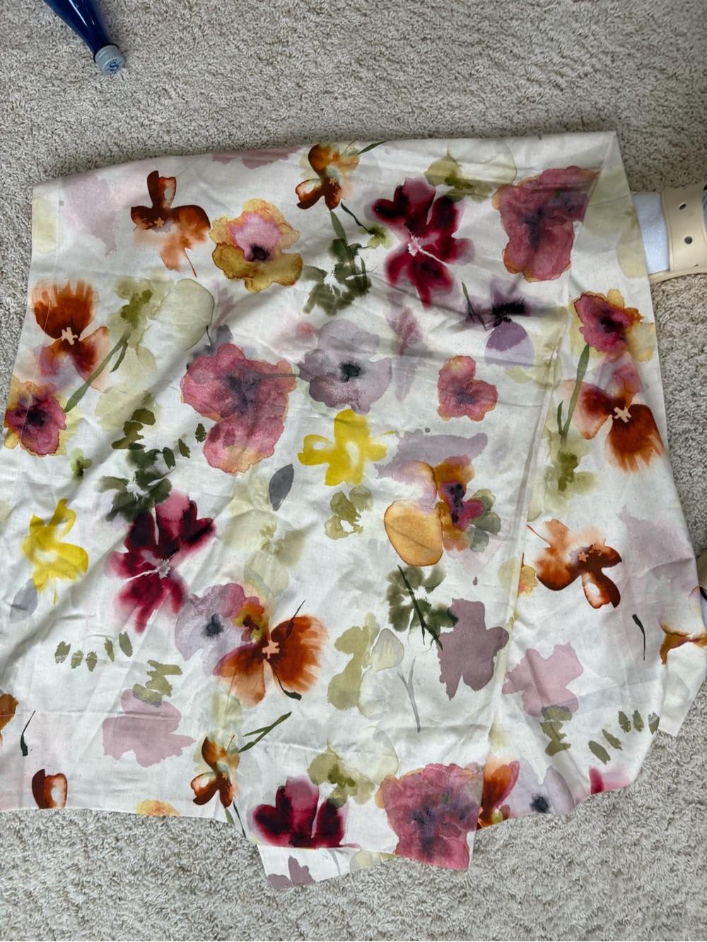 NWT Anthropologie Cotton Linen Blend Watercolor Floral Pocket Panel 50”x63”